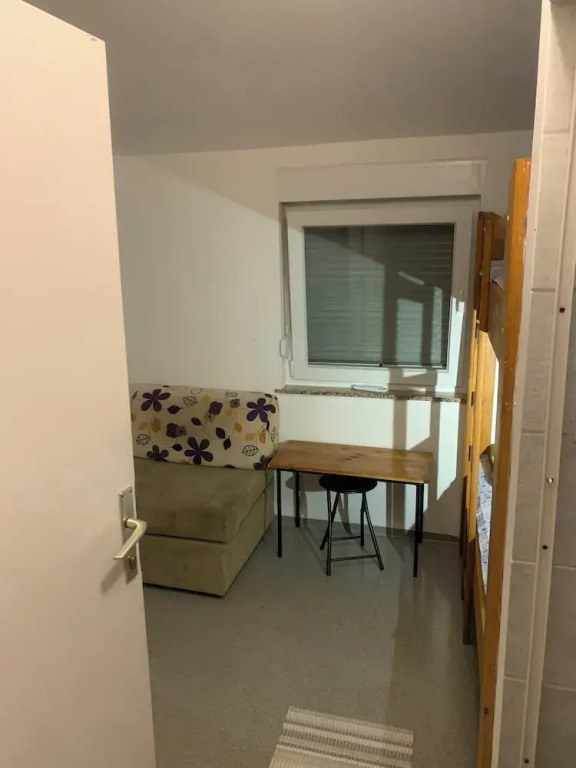 Hostel Kantun
