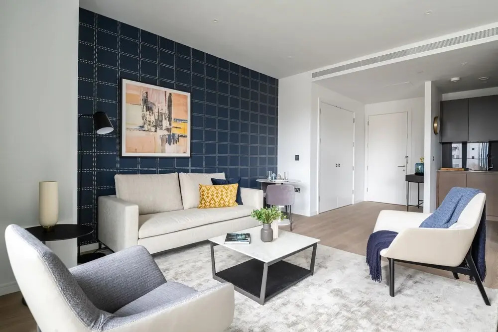 Stylish Studio Apartment With River Views in Londons Bustling Docklands