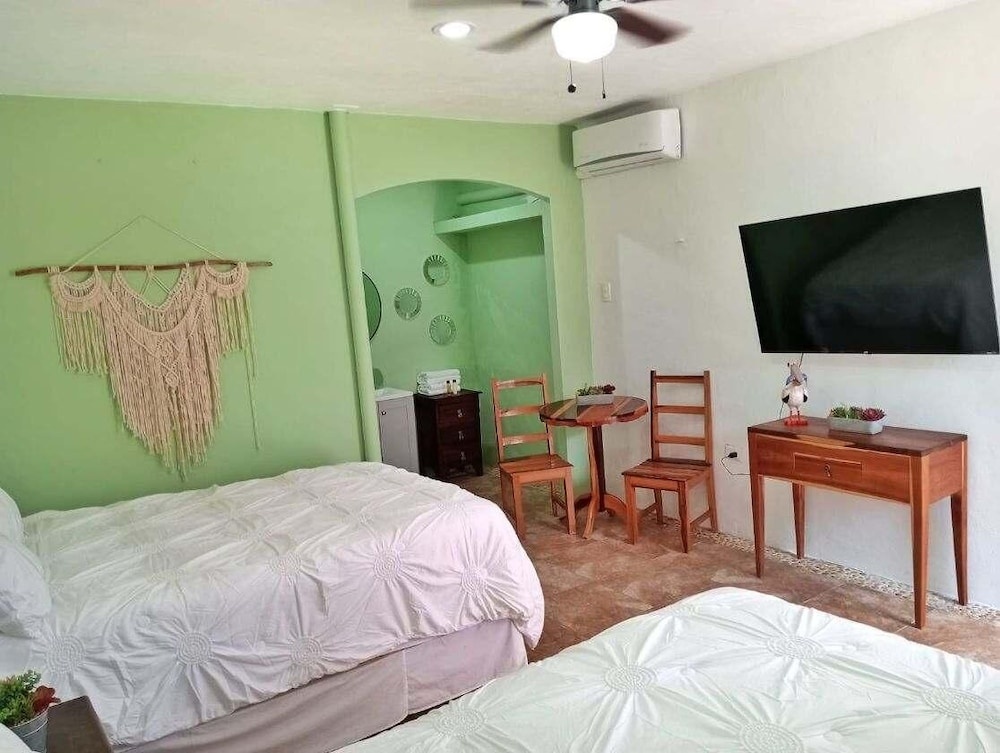 Pelican Inn at Las Dunas Resort
