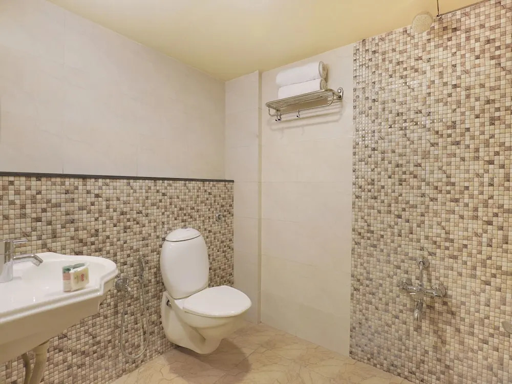 OYO Flagship 321 Vastrapur Ahmedabad