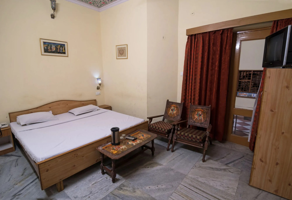 Chitra Katha - A Story Per Stay