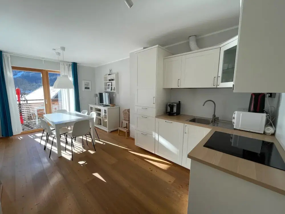 Exclusive Apartment With Scenic View