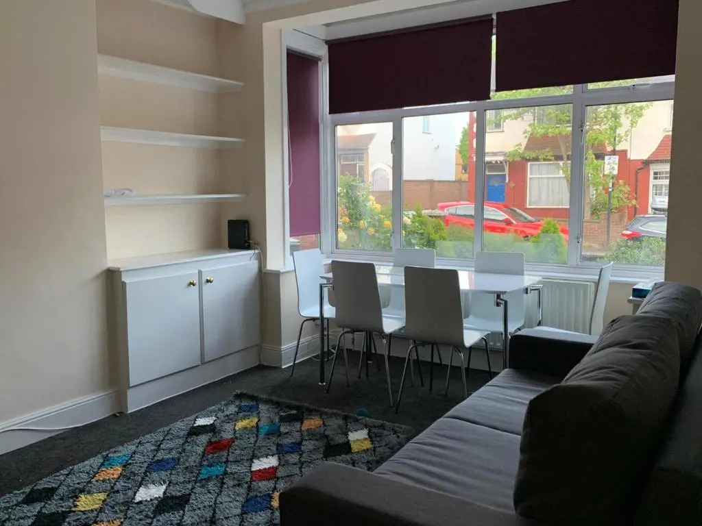 Marble Apartments Tooting House