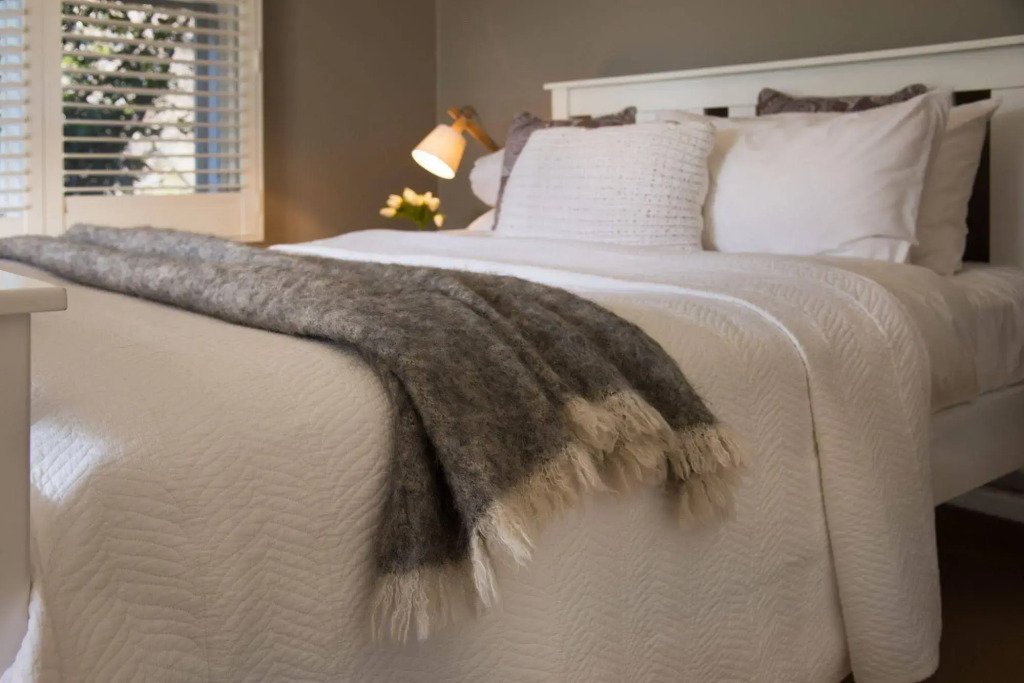Green Gully House - a scenic country retreat