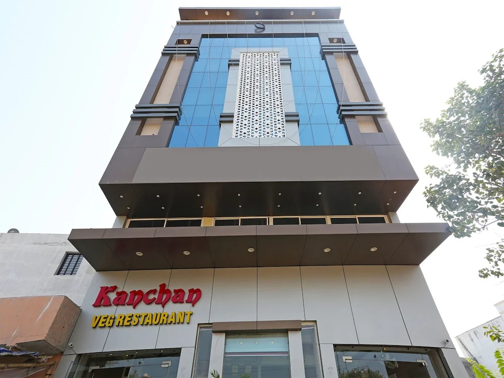OYO 8387 Hotel Shri Kalyan