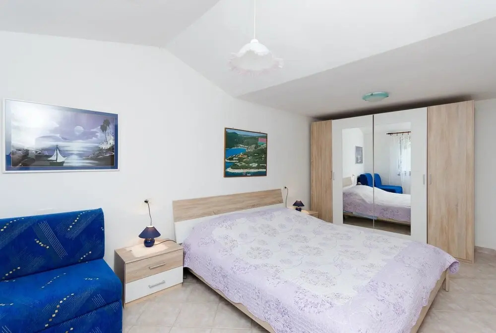 Apartments Mandica