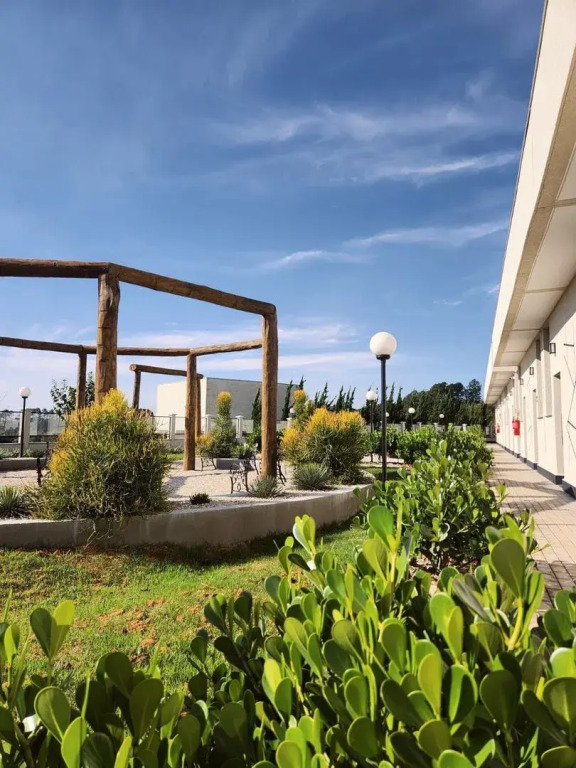 Bristol Villaggio Rosa Aruja