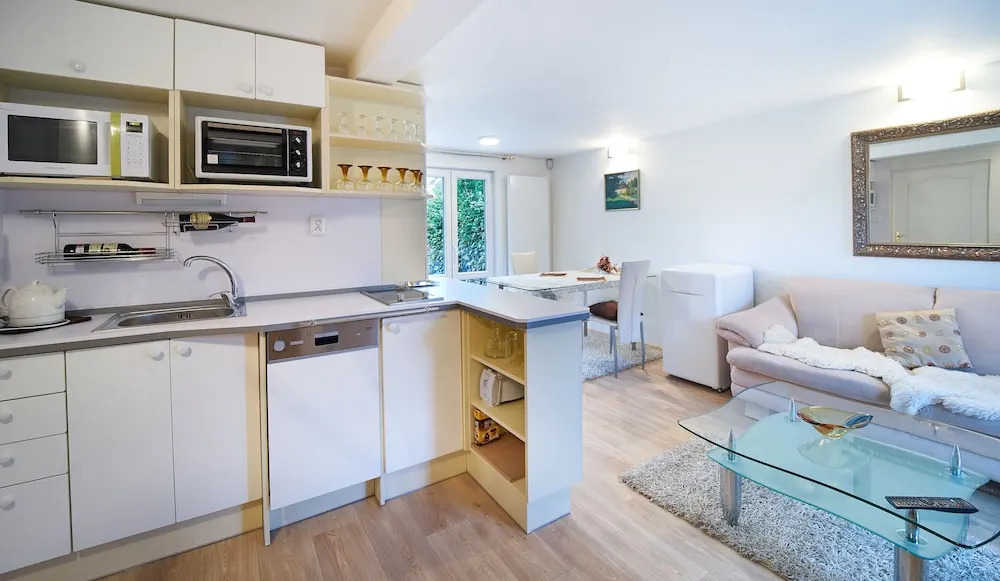 Bluestars Apartments