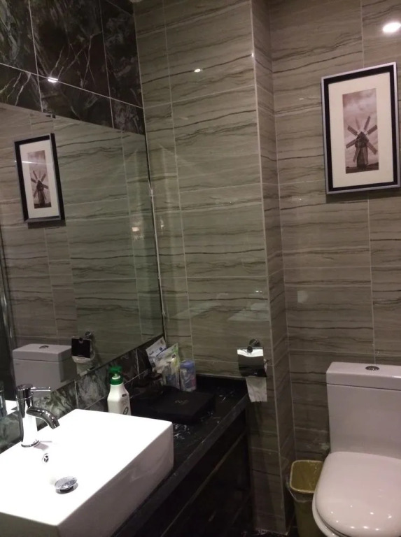 Fucheng 8 Hotel