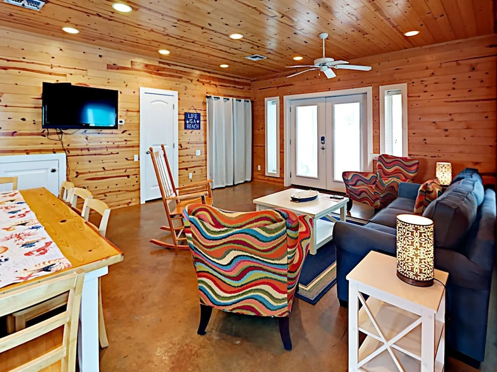 The Commons #101 - Three Bedroom Townhome