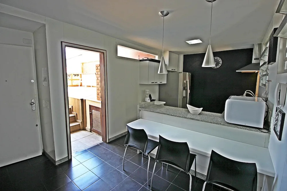 Rio Spot Homes Q010
