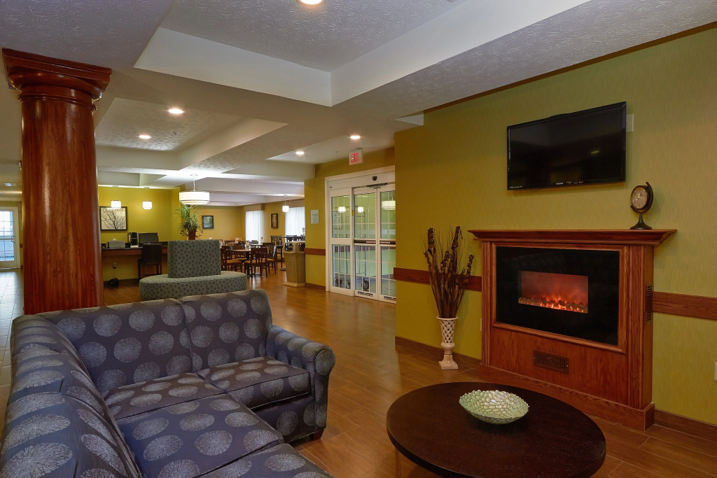 Holiday Inn Express Hotel & Suites Cadillac by IHG