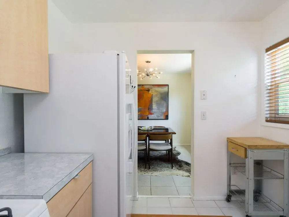1BR Condo Steps to N Palm Canyon Dr by RedAwning