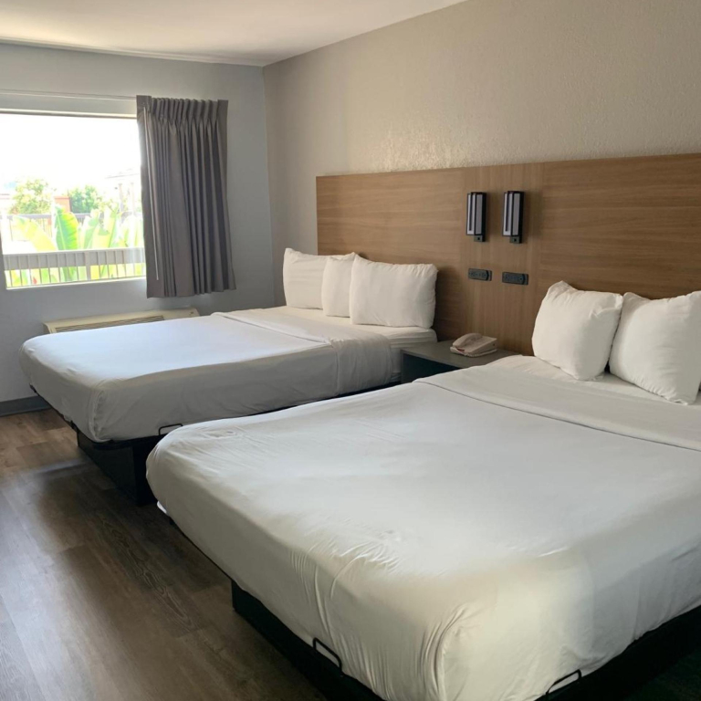 Motel 6-Santa Ana, CA