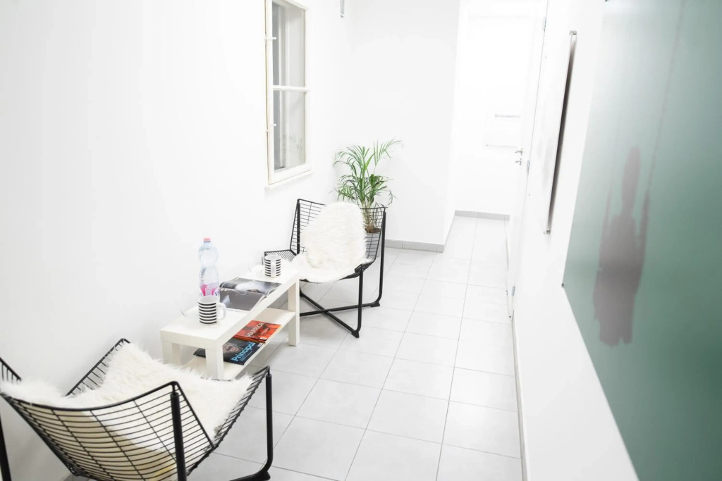 Cosy Studio In Central Party District.