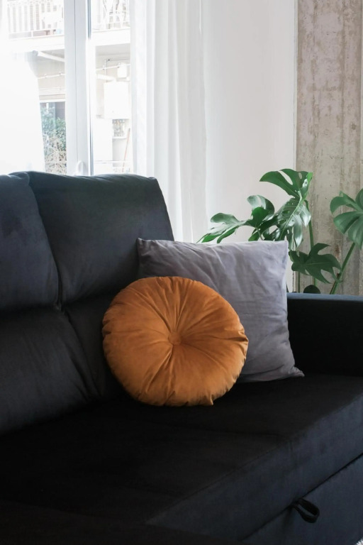 Industrial 1BR Apartment in Ampelokipoi Area by UPSTREET