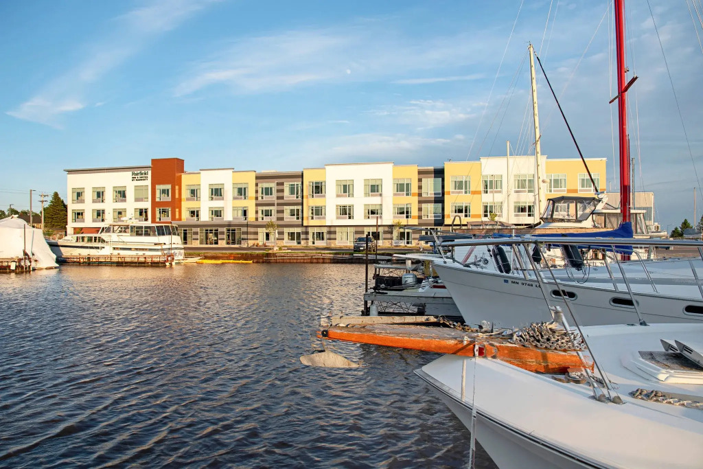Fairfield Inn & Suites By Marriott Duluth Waterfront