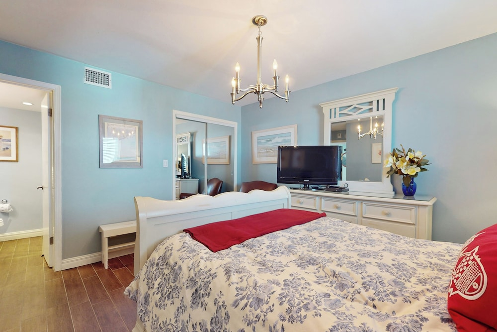 3BR w/ Stellar Gulf Views: Suntide III - Unit 803