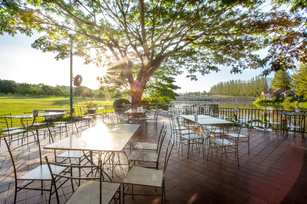 Chateau de Khaoyai Hotel & Resort