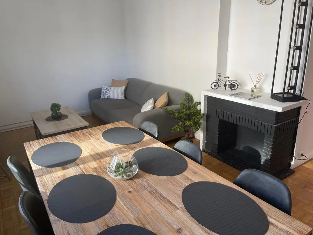 Appartement…LH center / 6 pers. parking privé