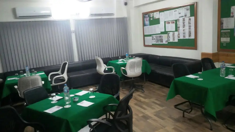 Hotel Awana