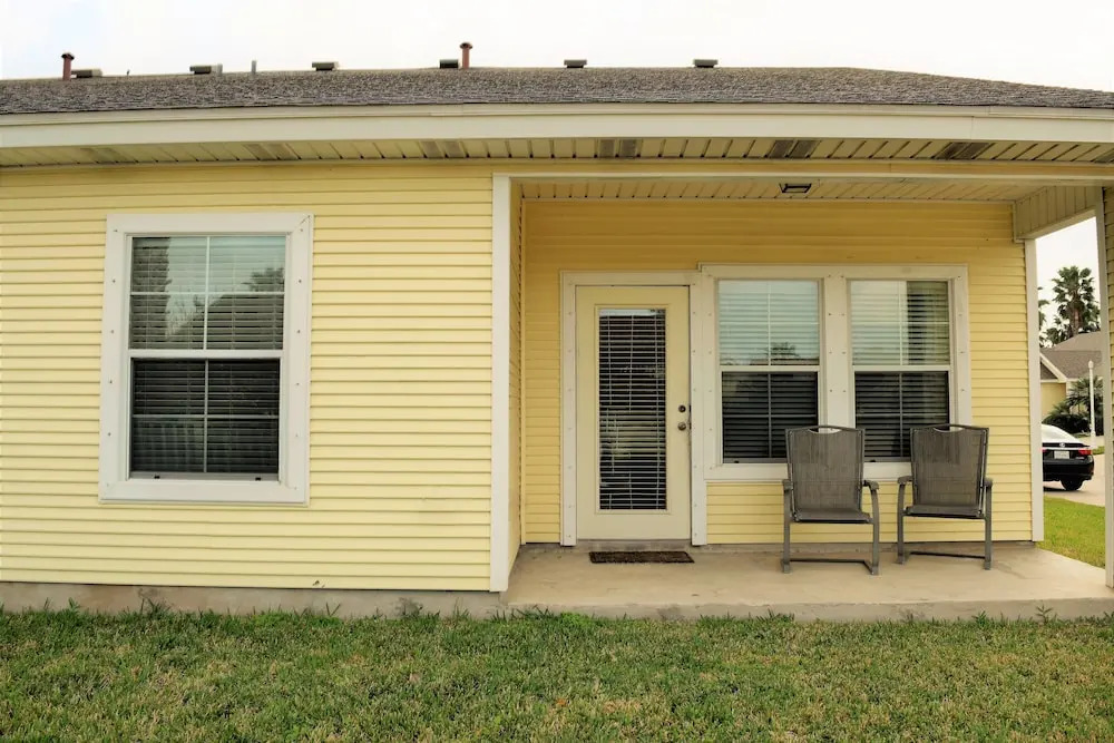 9Th St Town House #601 - Two Bedroom Townhome