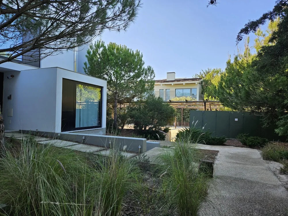 Tr ia Beach House With Pool