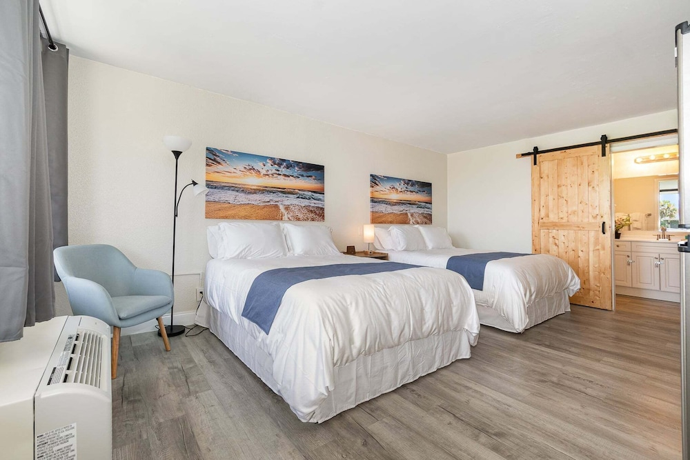 2050 E Irlo Bronson, 1bed