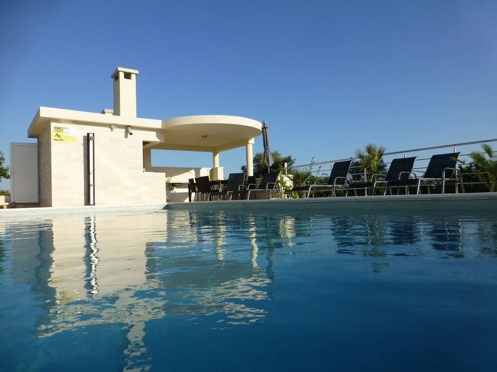 Luxury Villas Bachelors
