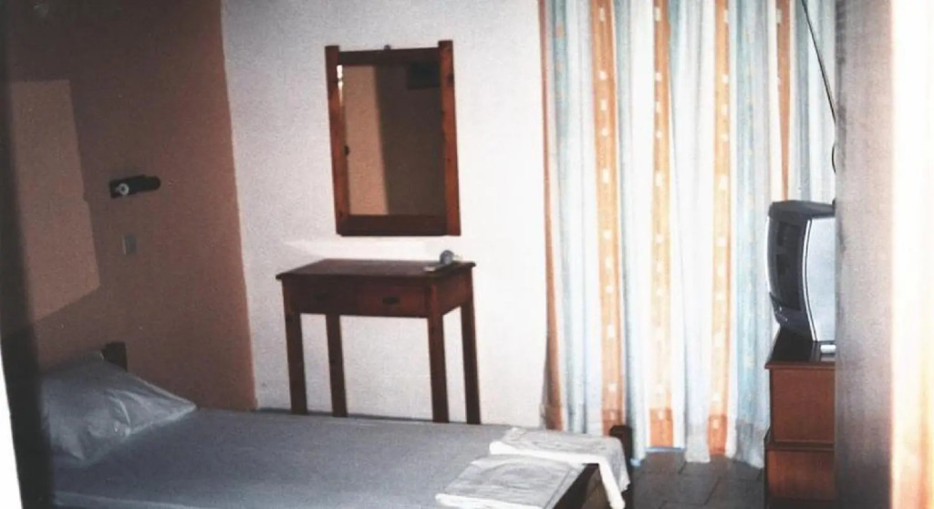 Dina's Rooms