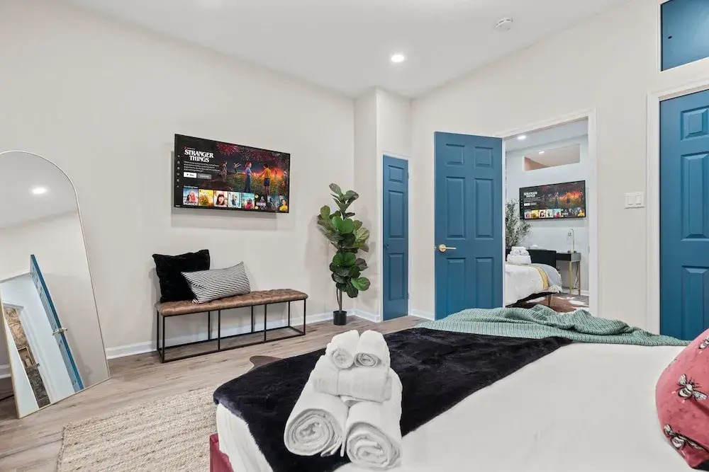 Stylish 1BR/1.5Bath Near Liberty Bell