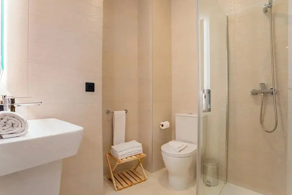 Genteel Home Goyeneta