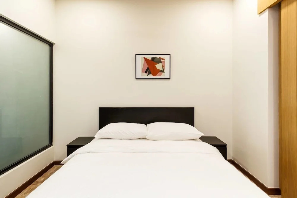 Professional 1BR Suites @ Tun Razak