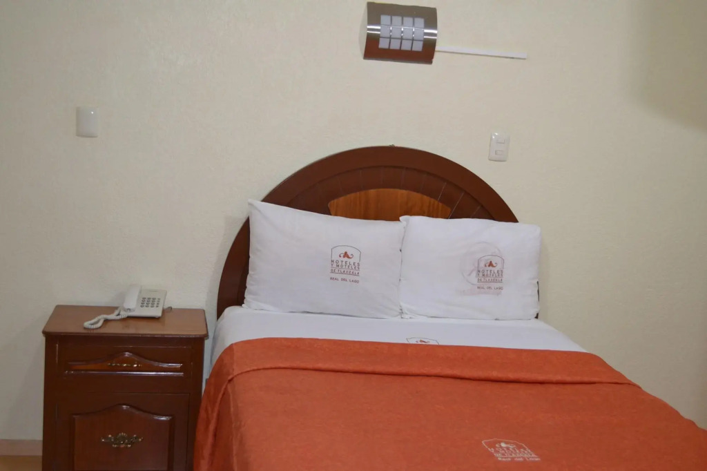 Hotel Real Del Lago