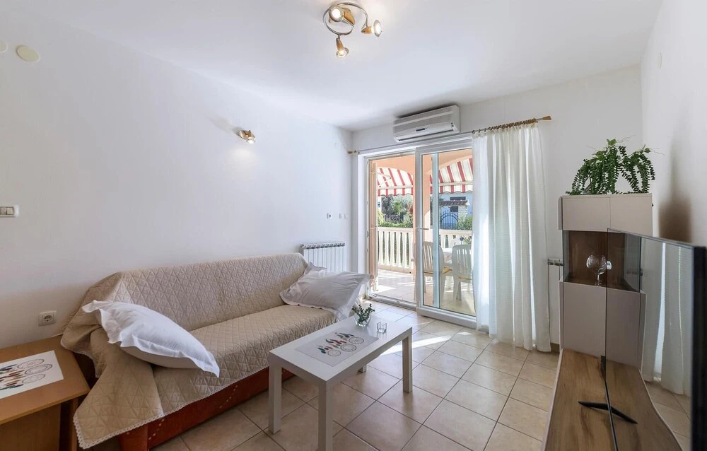 Nice Home in Vodnjan With 1 Bedrooms and Wifi