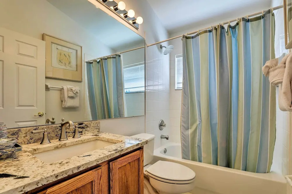 5 Mi to Disney Parks: Kissimmee Home w/ Game Room