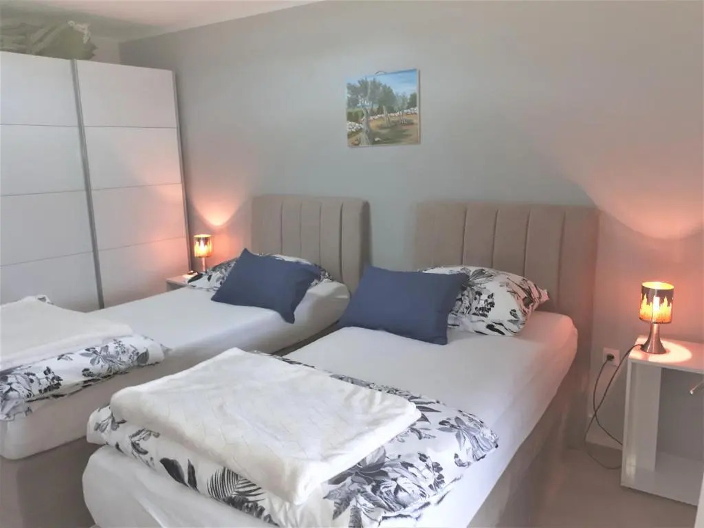 Apartment Lucija
