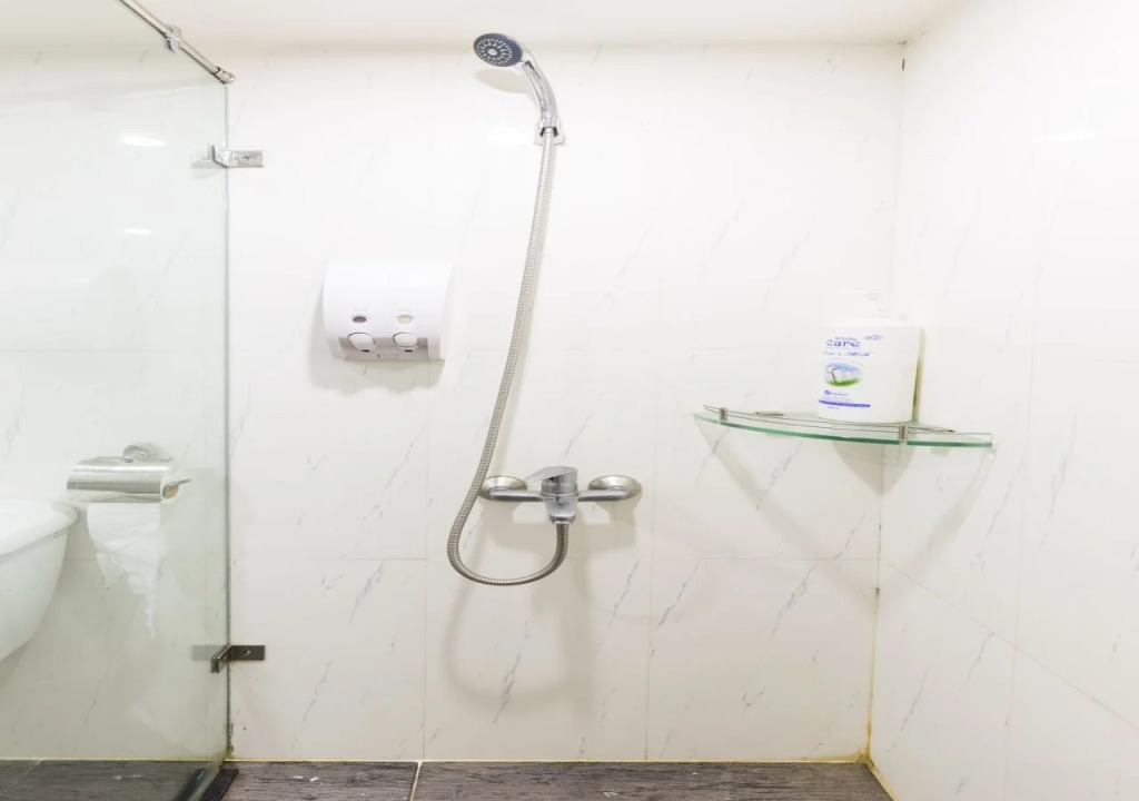 Hachi Hostel