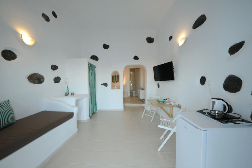 Manias Fira Residences