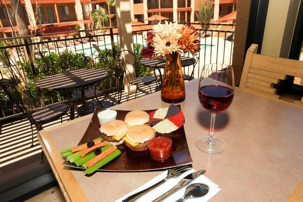 Red Lion Inn And Suites