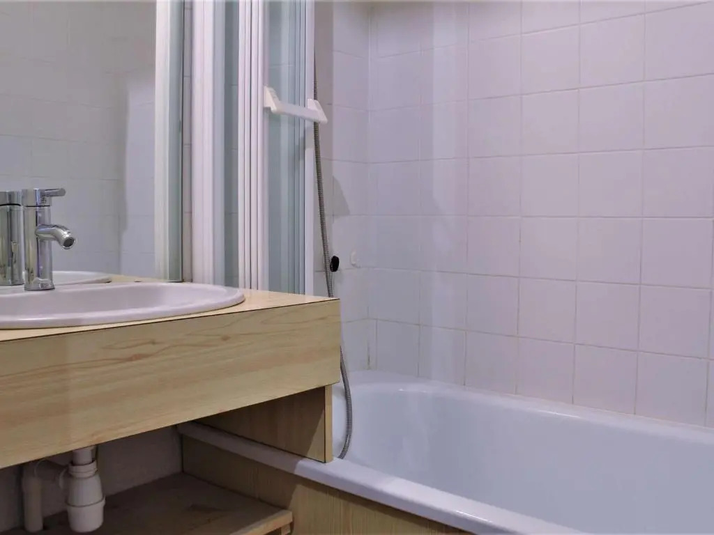 Appartement Risoul, 1 pièce, 4 personnes - FR-1-330-503