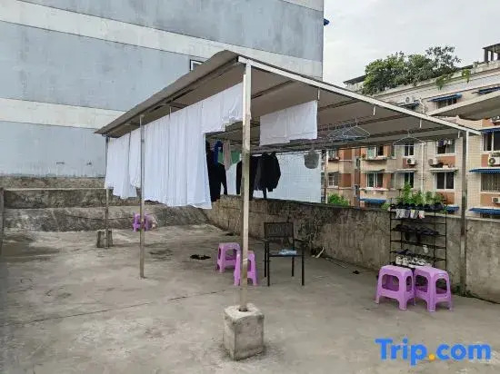 Youzhu Hostel (Shuhanludong Subway Station)