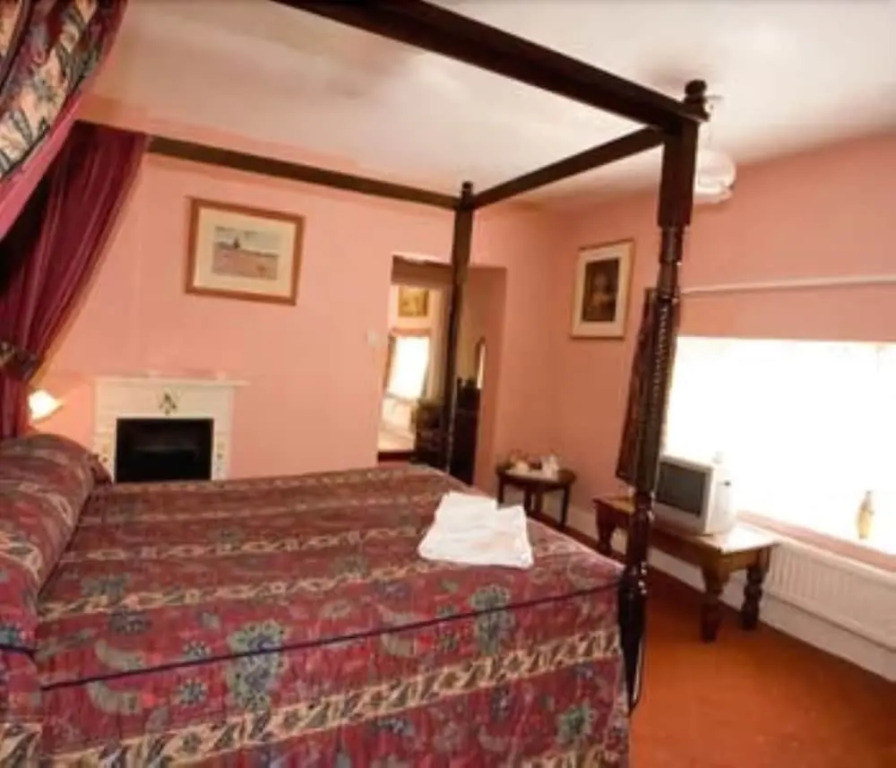 Crown Hotel Cotswold