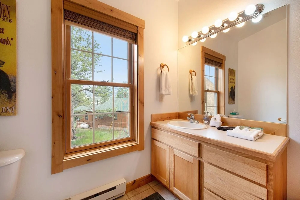 Solitude Eagle #7 - Estes Park 3 Bedroom Condo by RedAwning