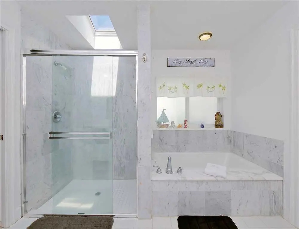 Palm Paradise, 3 Bedrooms, Sleeps 8, Canal View, Private Pool, Boat Dock