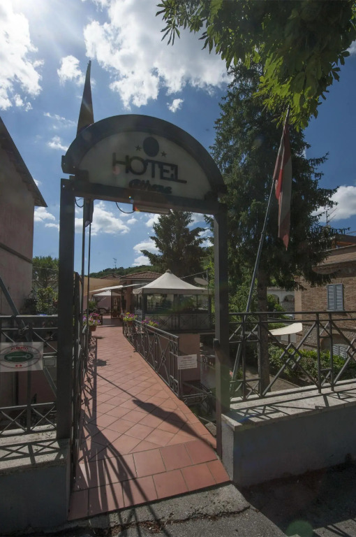 Hotel Athena