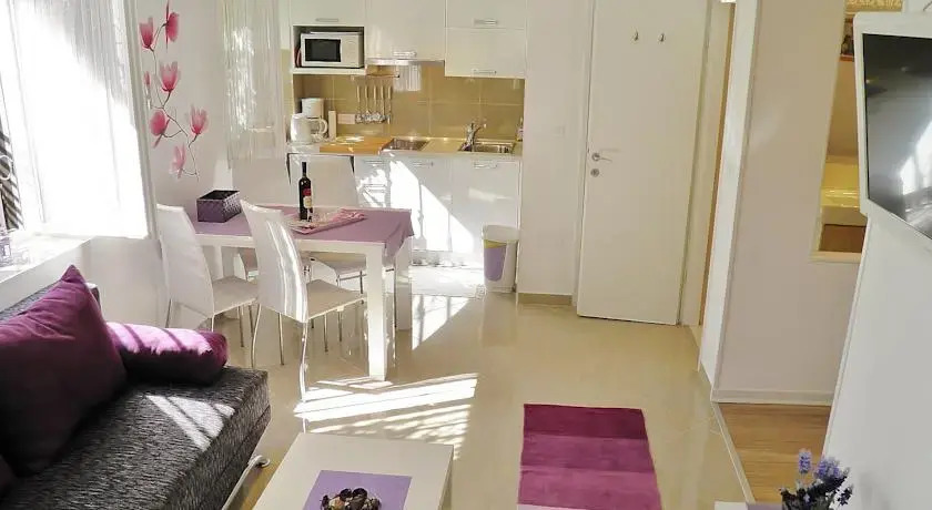 Studio Kos 224