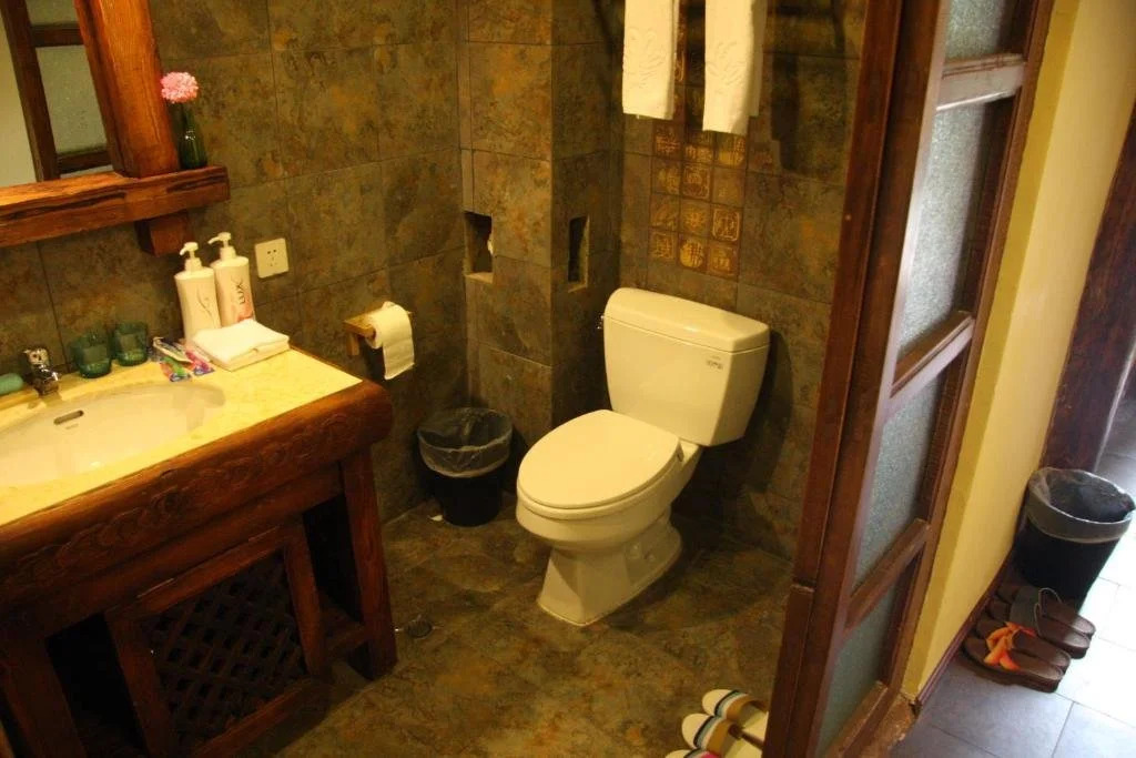 Lijiang Mijing Inn