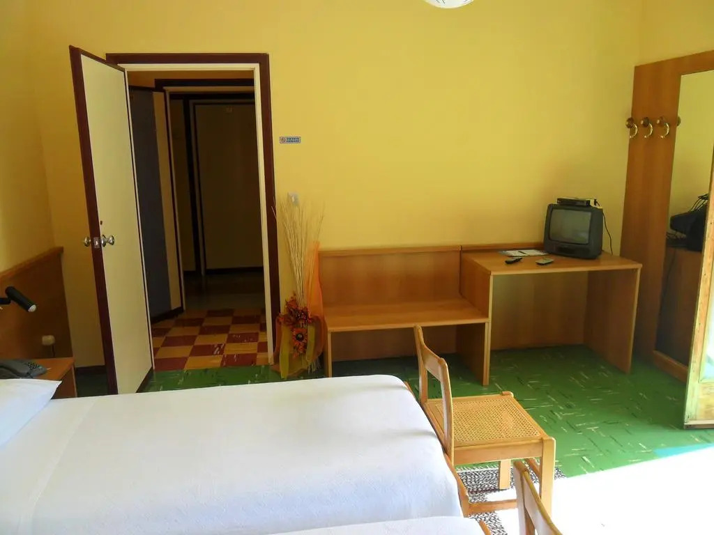 Albergo Motel Dosdè B&B