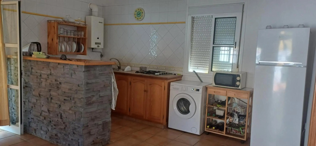Casa con jardín privado cerca de la playa, para descansar y relajarse